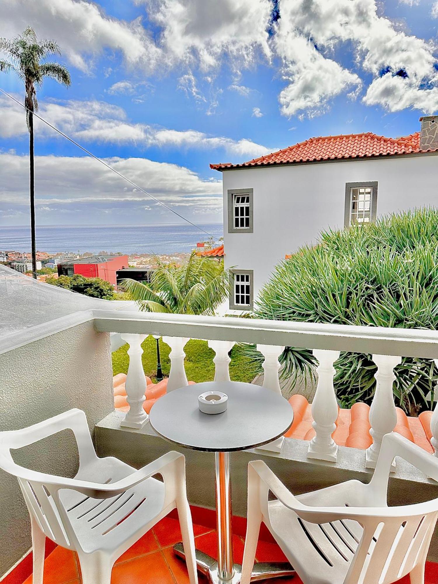 Valhalla Panorama - The Old Residencial Pina Funchal (Madeira) Quarto foto